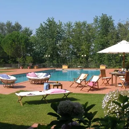 Tenuta Contessa Chiara * Fontanile